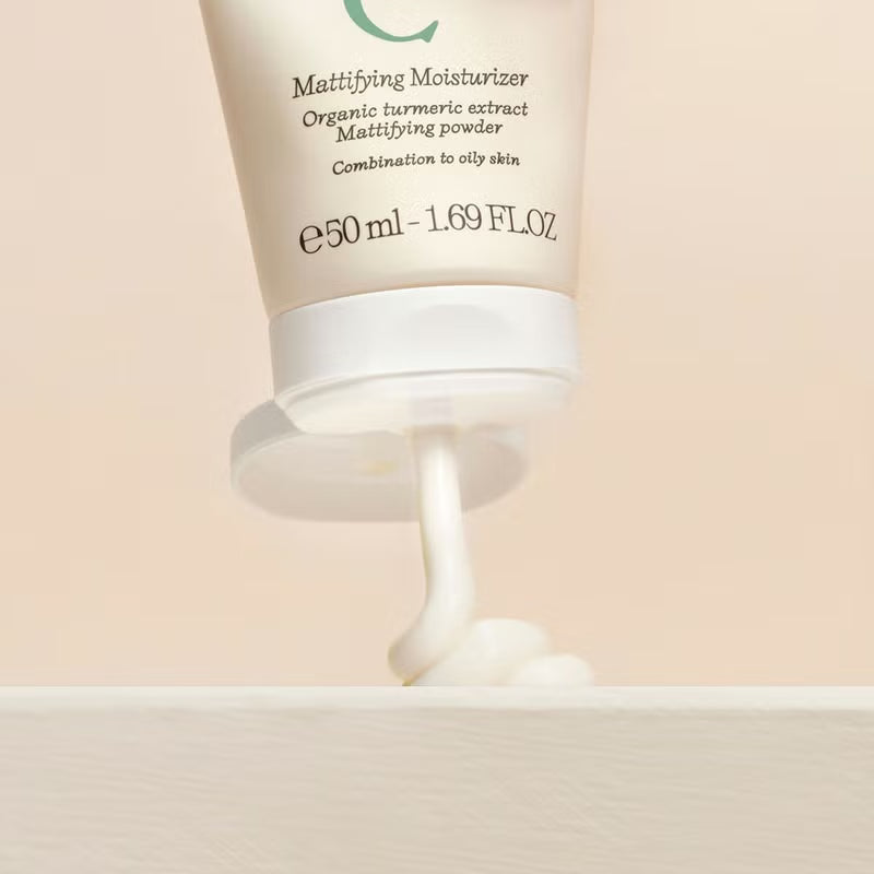 アンブリオリス マッティファイングモイスチャライザー 50ml ポーチ付き